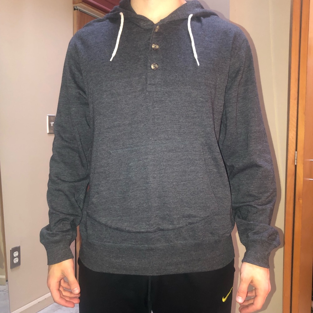 XL Gray Sweatshirt